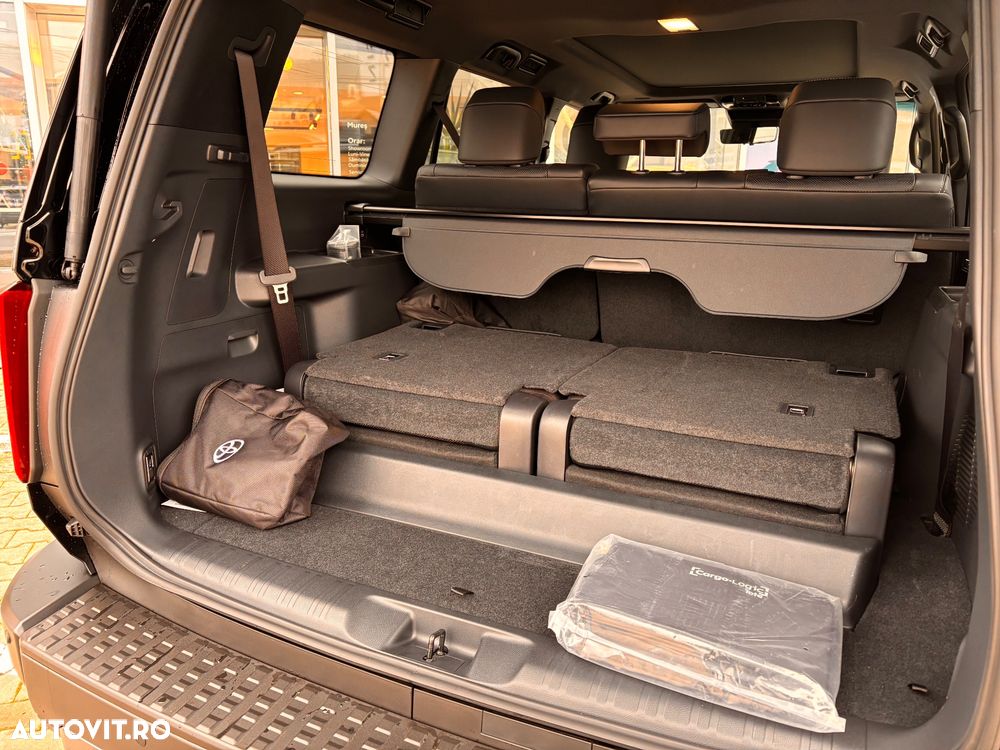 Toyota Land Cruiser 250 2.8l D-4D 204 CP MHEV A/T 7 locuri Luxury - 12