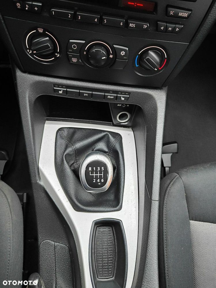 BMW X1 sDrive18d xLine - 14