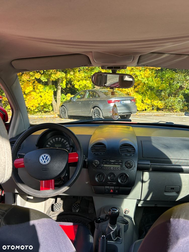 Volkswagen New Beetle 1998 photo 5