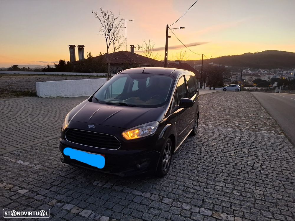 Ford Tourneo Connect 1.0i EcoBoost Titanium - 10