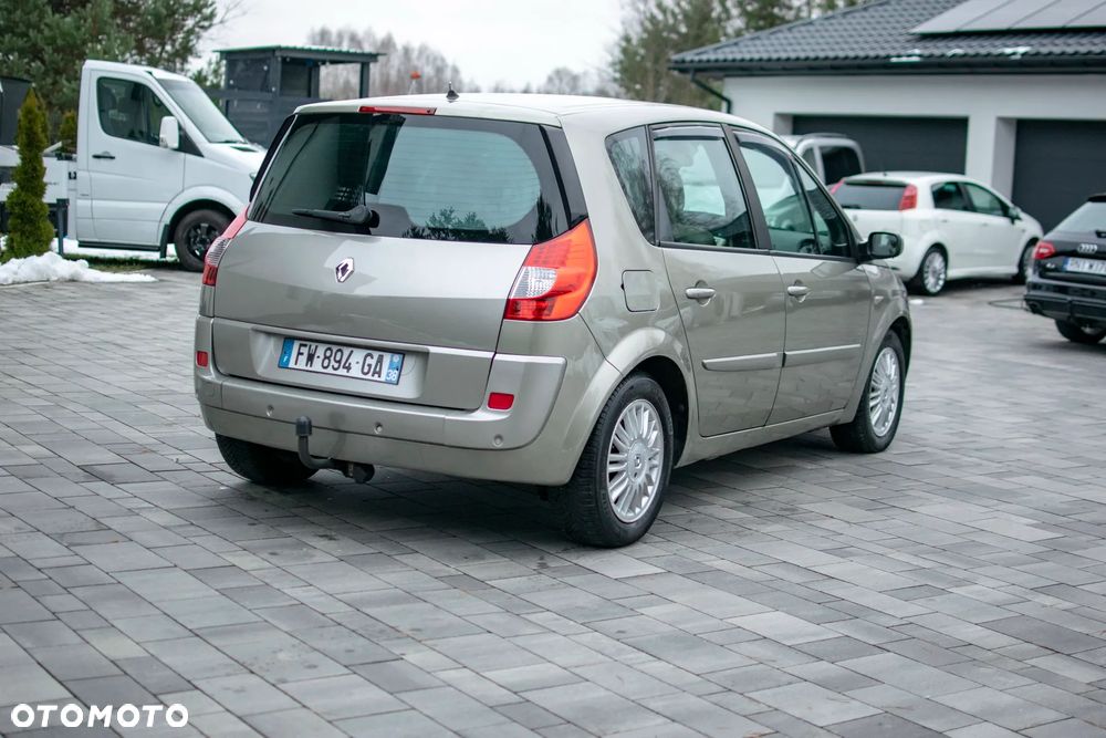 Renault Scenic - 21