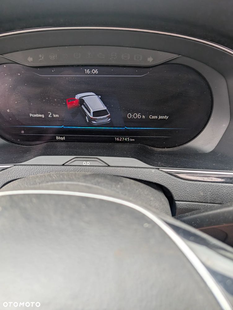 Volkswagen Passat - 13
