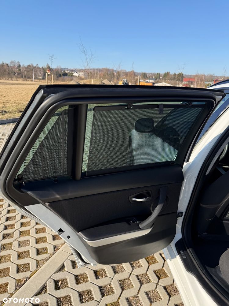 BMW Seria 3 320d - 18