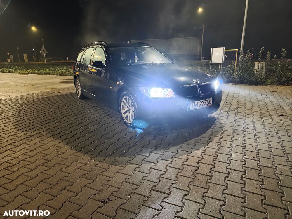 BMW Seria 3 318i Touring Edition Lifestyle - 1