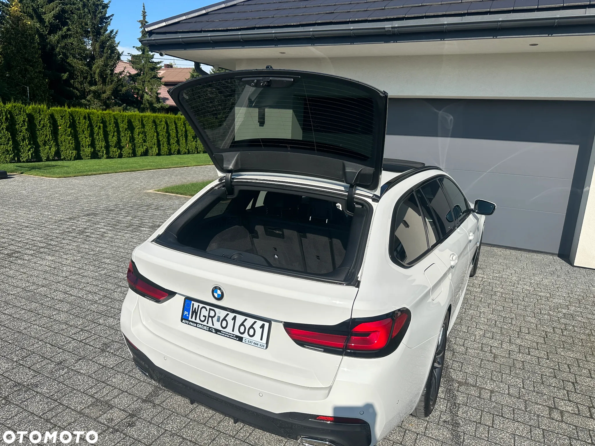 BMW Seria 5 520d Touring M Sport Edition - 19