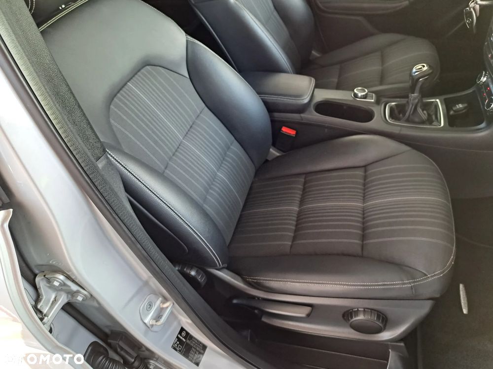 Mercedes-Benz Klasa B 200 (BlueEFFICIENCY) - 24