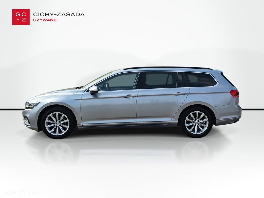 Volkswagen Passat Variant 2.0 TDI SCR Business DSG - 2