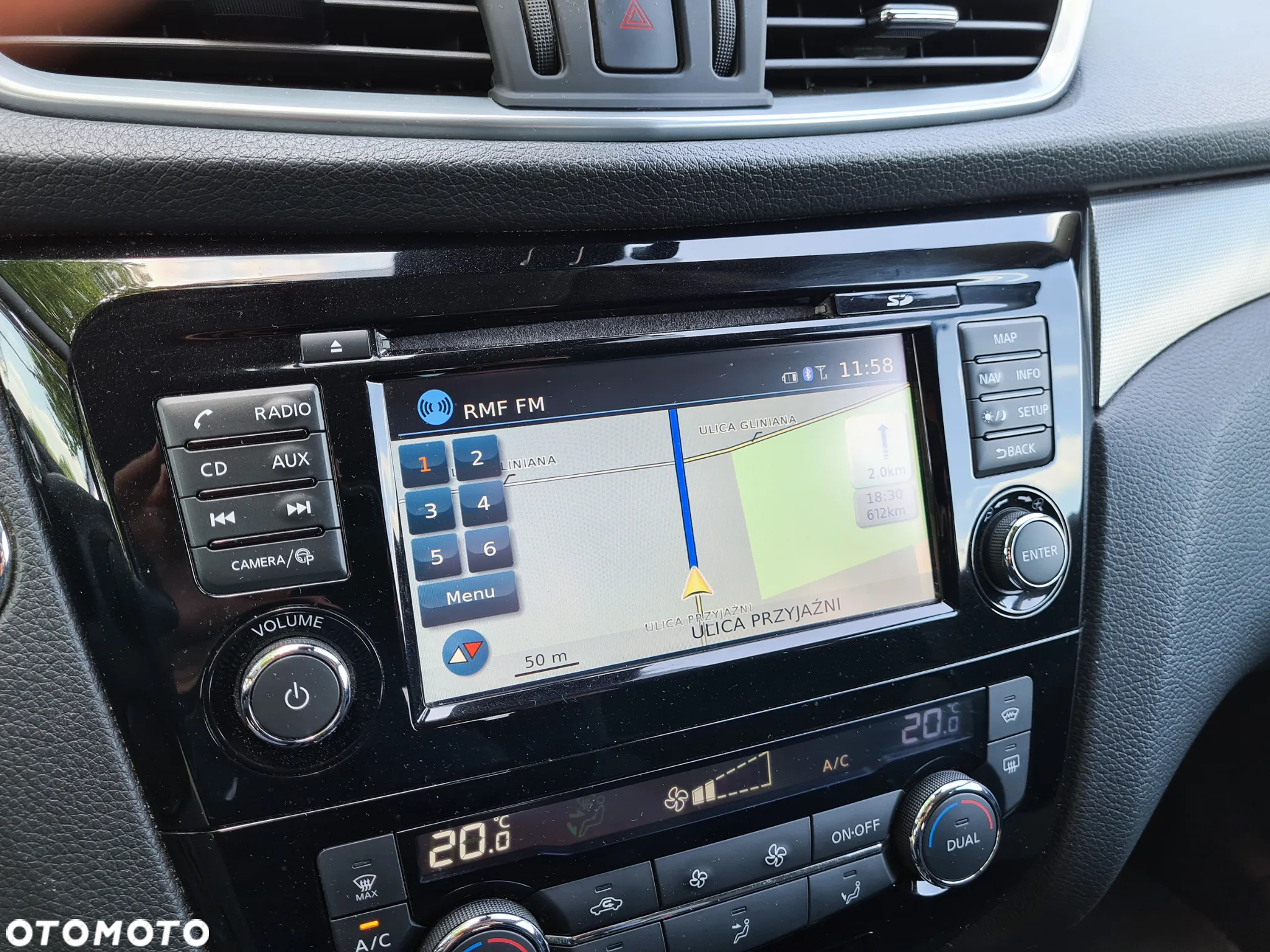 Nissan Qashqai 1.2 DIG-T N-Connecta Xtronic EU6 - 26