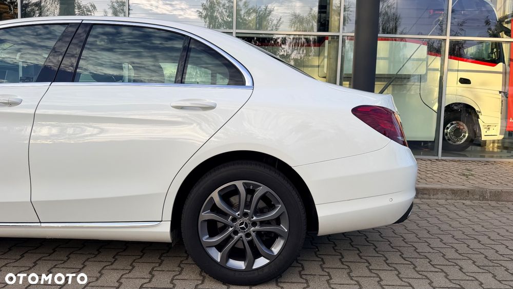 Mercedes-Benz Klasa C 180 9G-TRONIC - 5