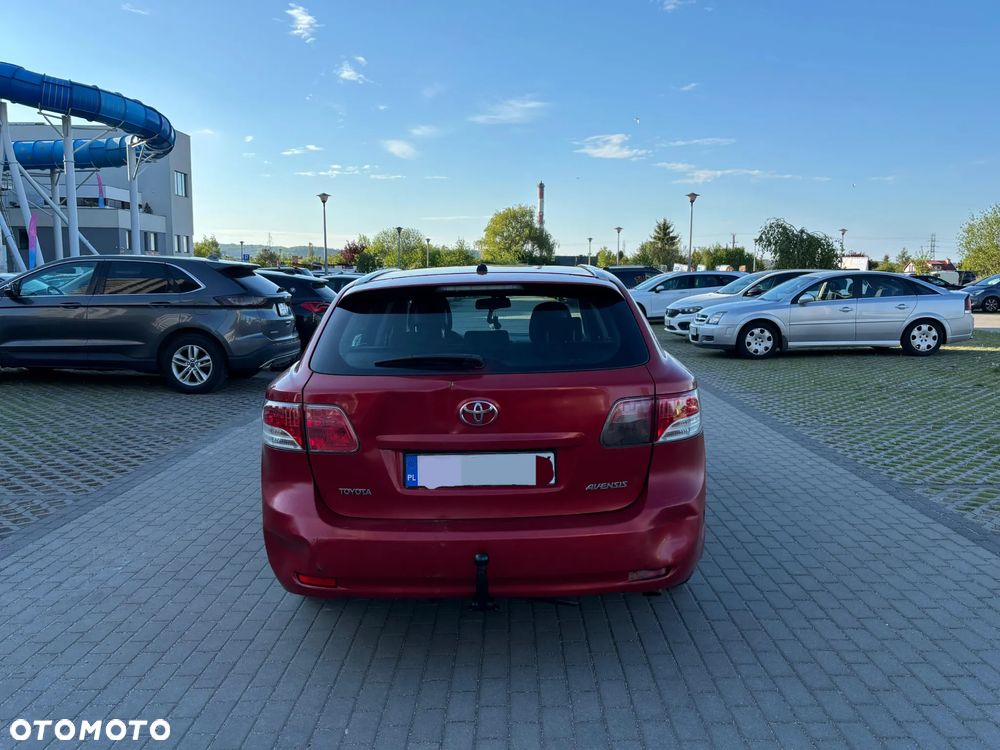 Toyota Avensis 2.2 D-CAT Sol - 6