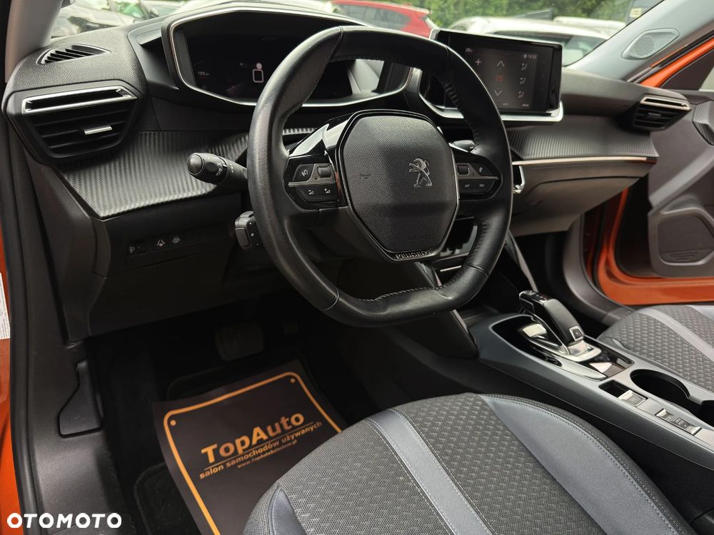 Peugeot 2008 1.2 PureTech Allure Pack S&S EAT8 - 17