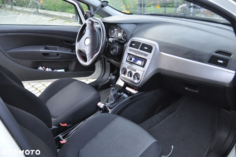 Fiat Punto - 6