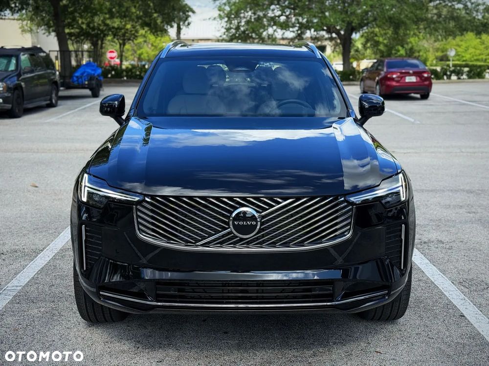 Volvo XC 90 - 2