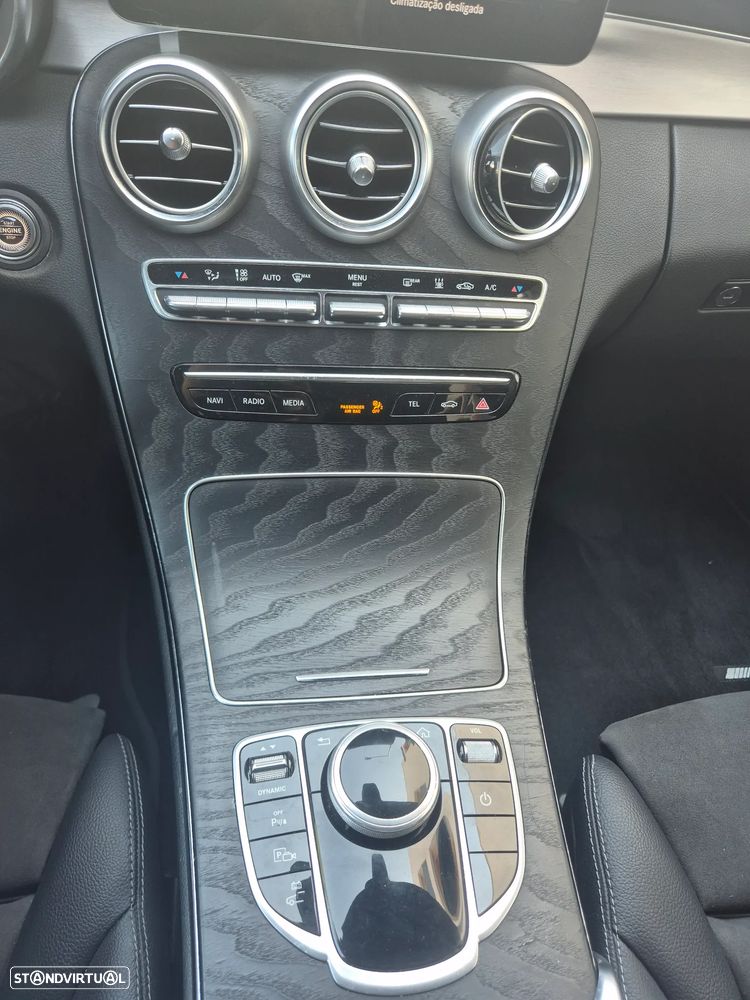 Mercedes-Benz C 300 de AMG Line - 28