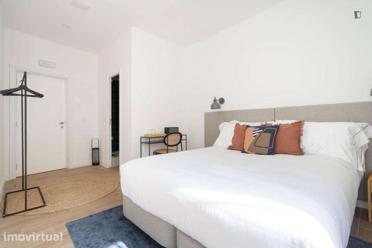 Quarto - localizado em Santos Lisbon - Grande imagem: 2/26