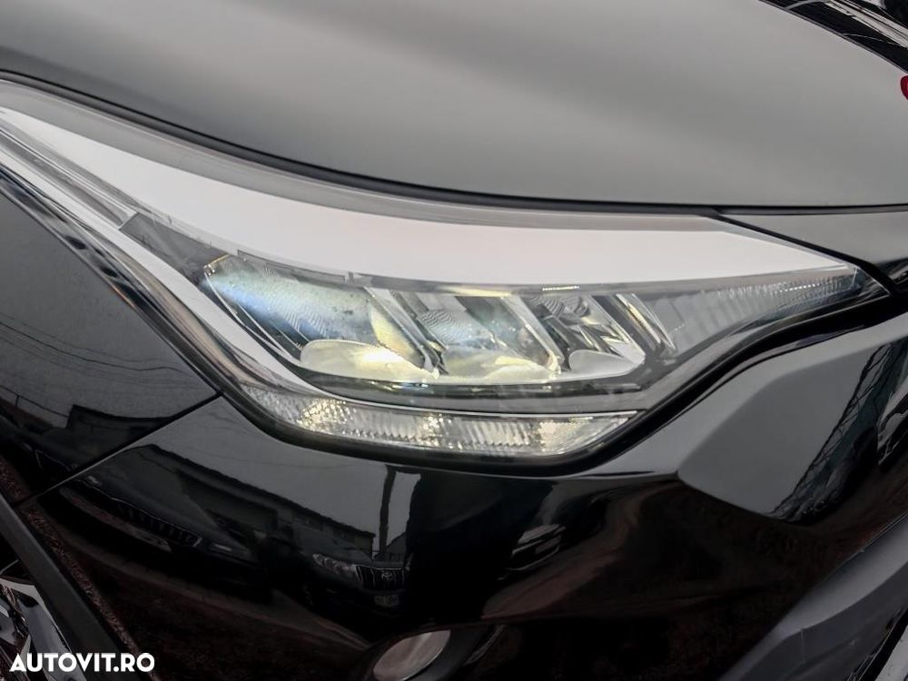 Toyota C-HR Hybrid Business-Edition - 28