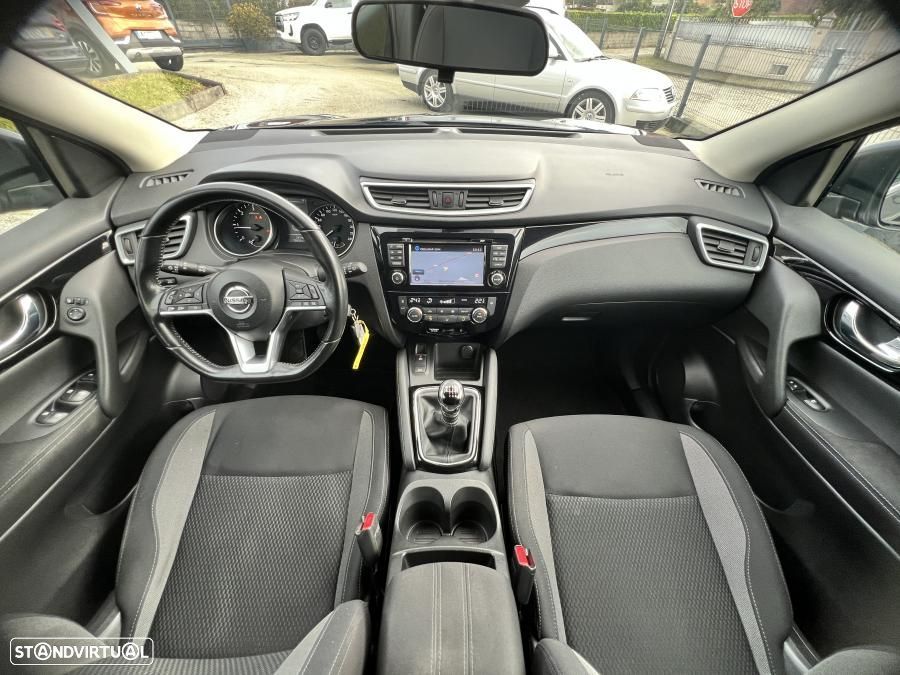 Nissan Qashqai 1.5 dCi N-Connecta - 27