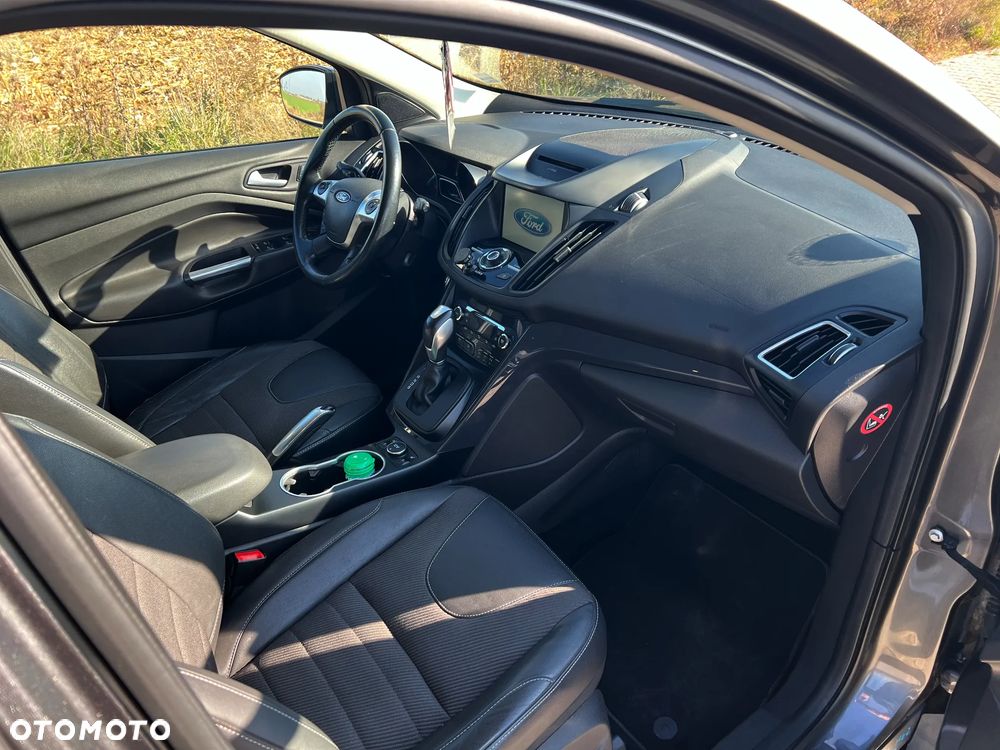 Ford Kuga 2.0 TDCi 4x4 Titanium - 17
