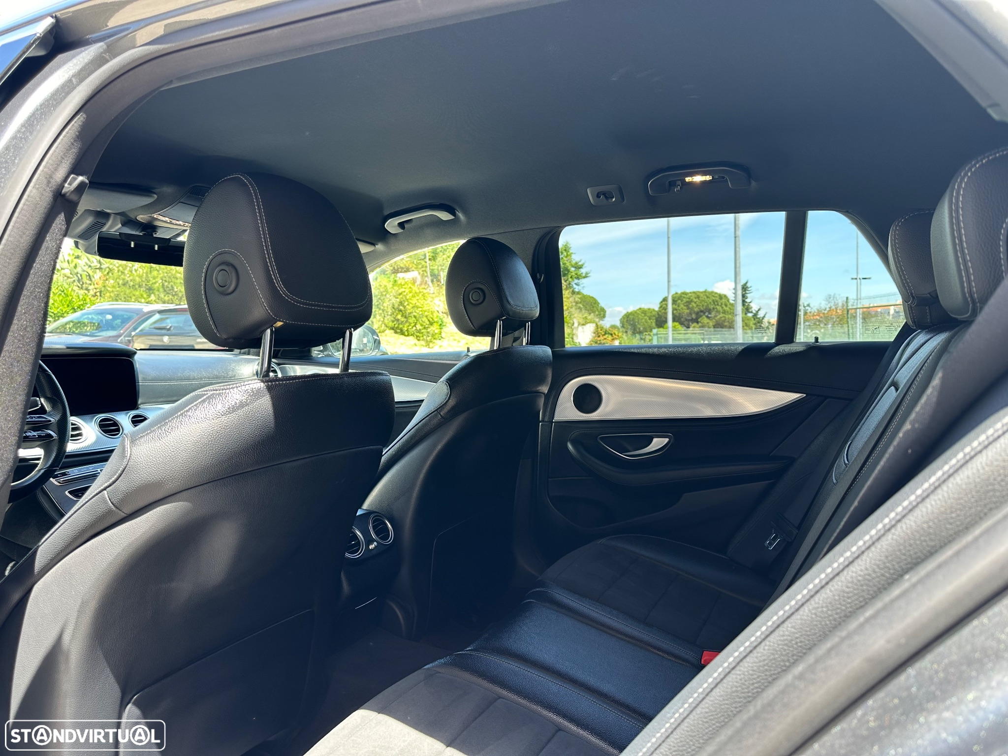 Mercedes-Benz E 300 de AMG Line - 22