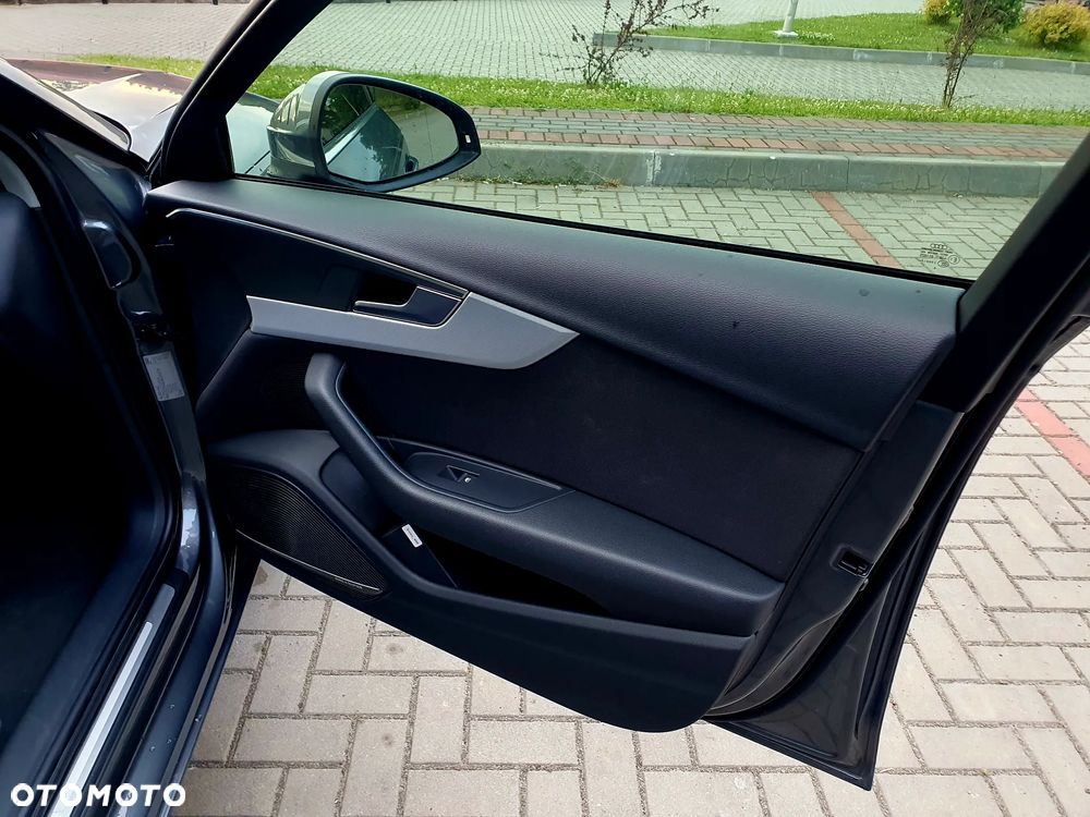 Audi A4 - 24