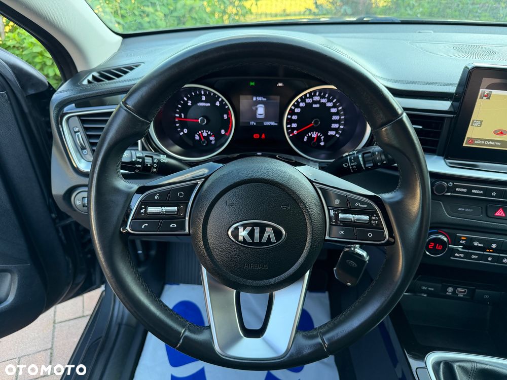 Kia Ceed 1.6 CRDi Edition 7 - 32