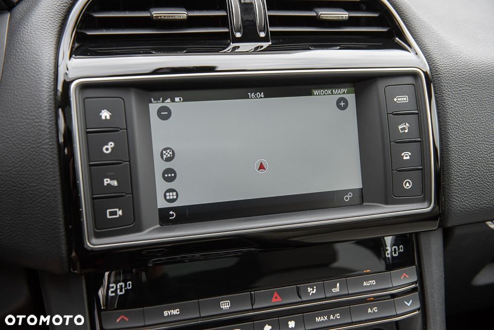 Jaguar F-Pace 2.0 i4D AWD Prestige - 25