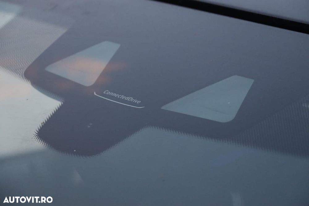 BMW Seria 5 540i xDrive Aut. Luxury Line - 36