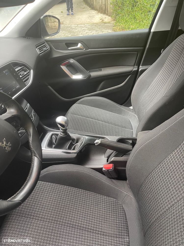 Peugeot 308 1.5 BlueHDi Business Line - 15