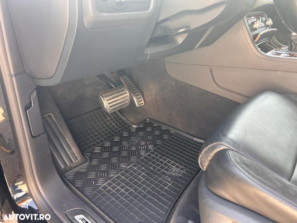 Volkswagen Touareg - 5