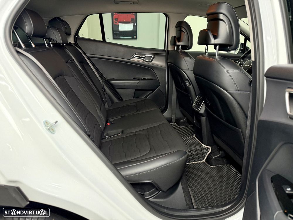 Kia Sportage 1.6 T-GDI 2WD Eco-Dynamics + (48V M-H) DCT Nightline Edition - 22