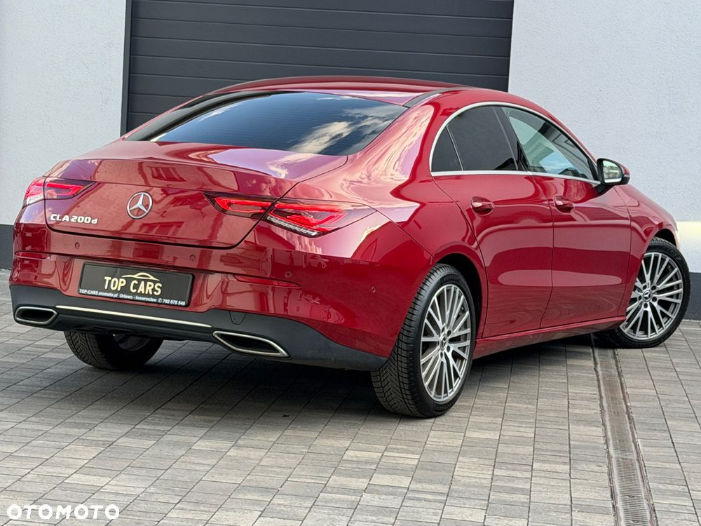 Mercedes-Benz CLA 200 d Progressive 8G-DCT - 4