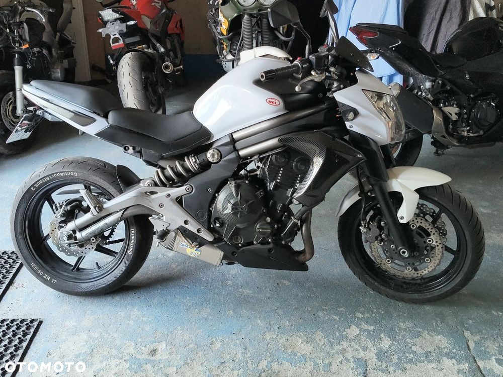 Kawasaki ER - 2