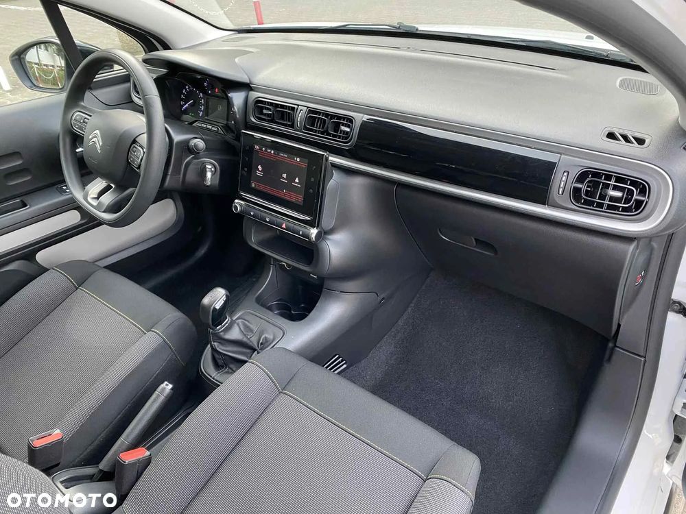 Citroën C3 Pure Tech 82 FEEL - 13
