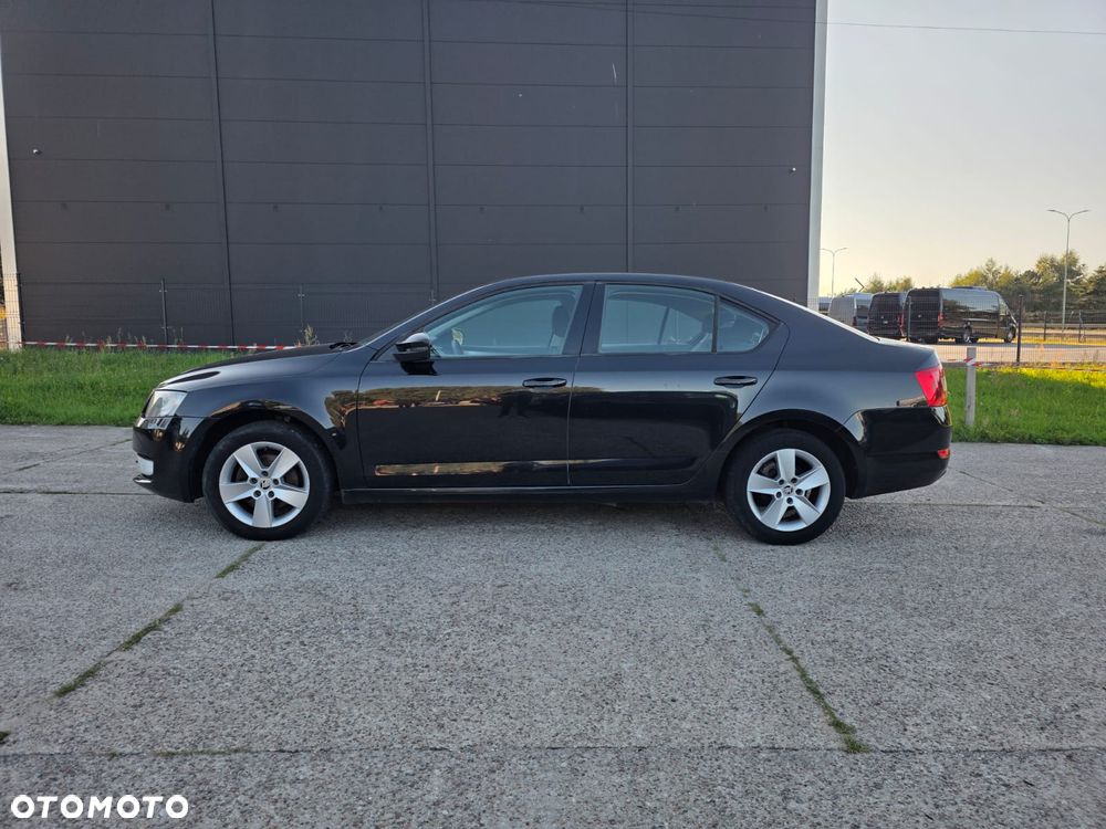 Skoda Octavia 1.6 TDI Elegance - 4