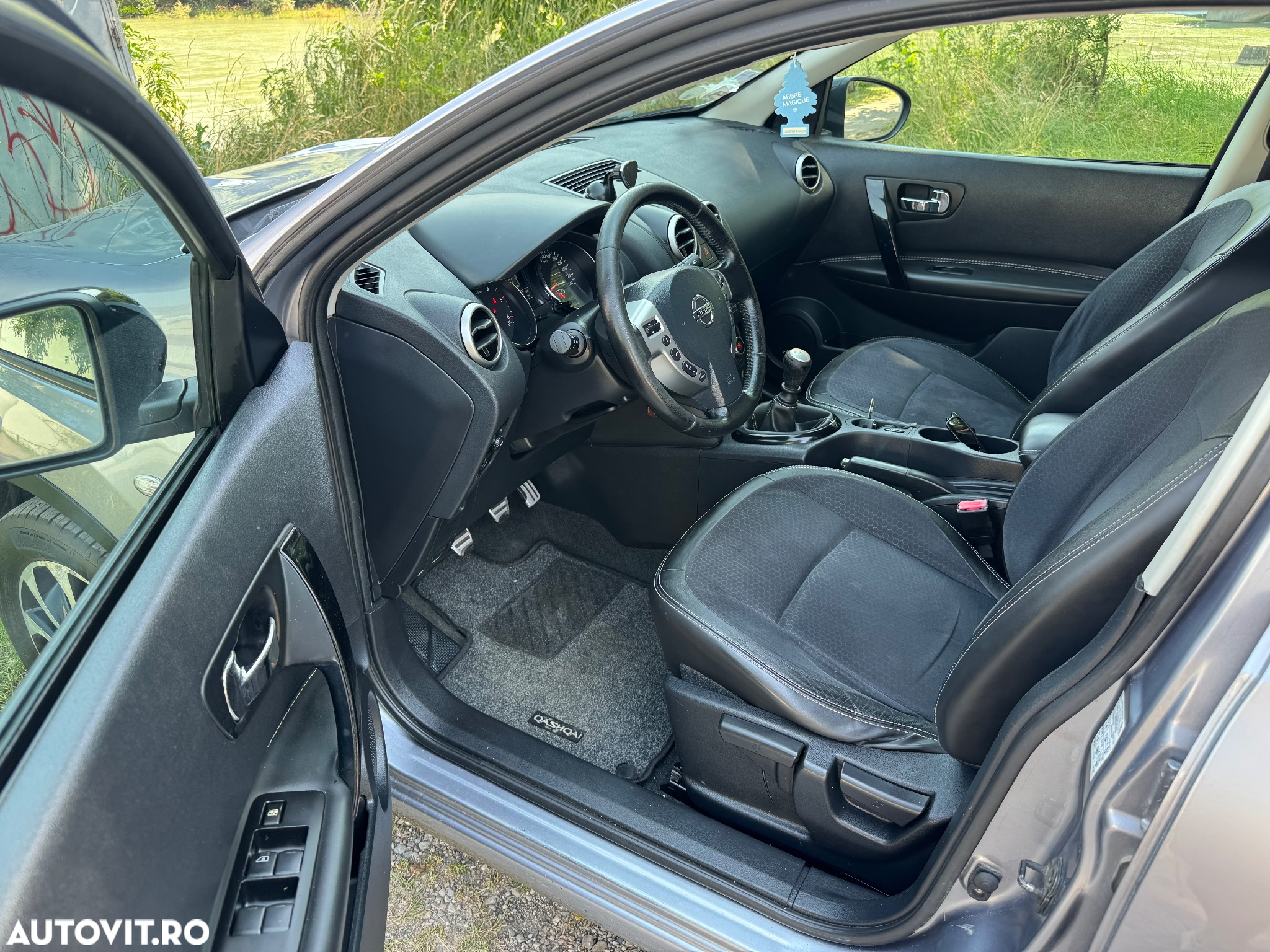 Nissan Qashqai 1.5 DCI TEKNA - 10