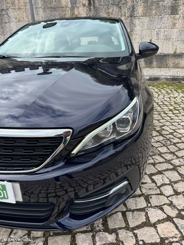 Peugeot 308 SW PureTech 130 GPF Stop & Start Allure - 23