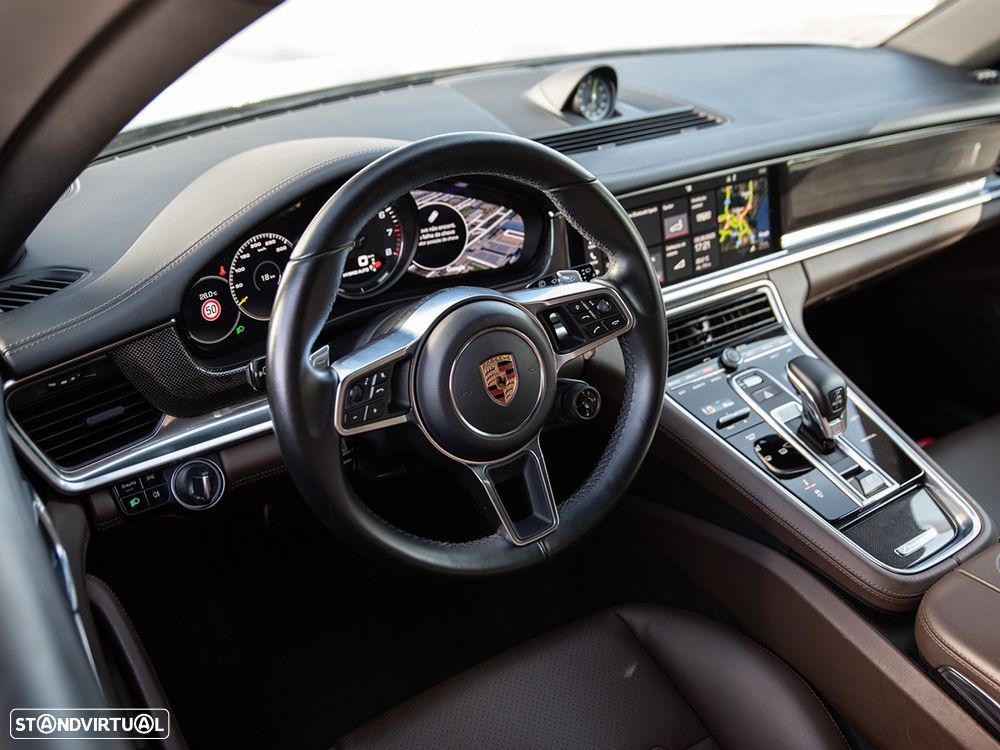 Porsche Panamera Sport Turismo 4 E-Hybrid - 9