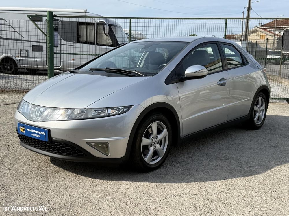 Honda Civic 1.4 Comfort - 3
