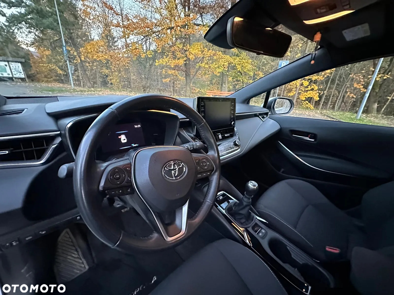 Toyota Corolla 1.2 Turbo Comfort - 6