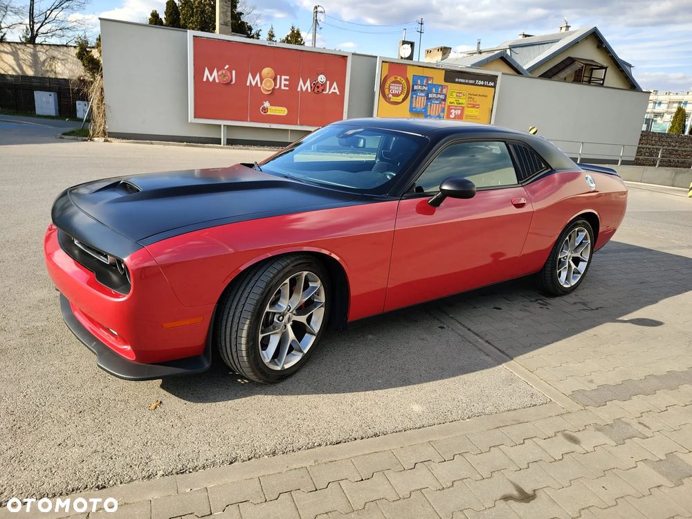 Dodge Challenger - 10