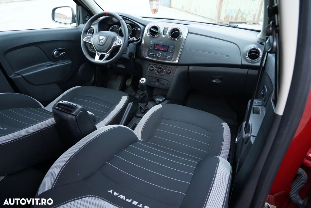Dacia Sandero Stepway - 10