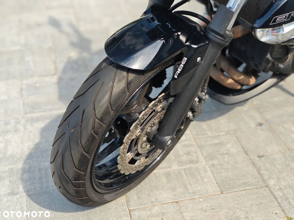 Kawasaki ER - 33