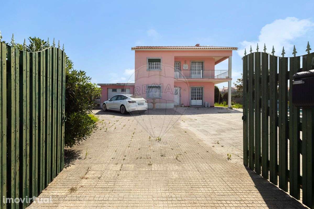 Moradia T4 para venda - Grande imagem: 2/16