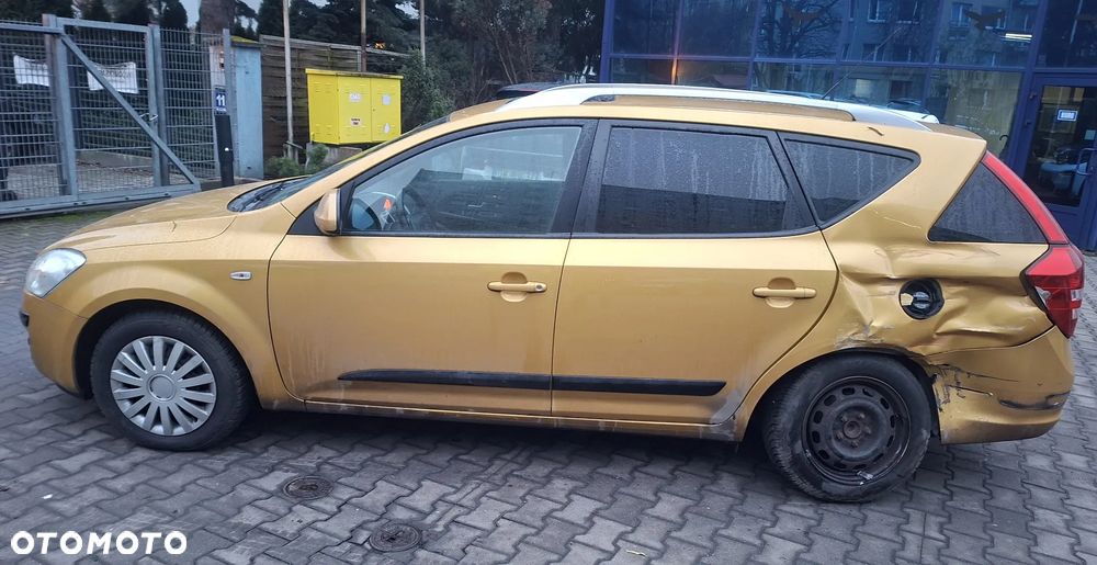 Kia Ceed 1.6 Optimum + - 14