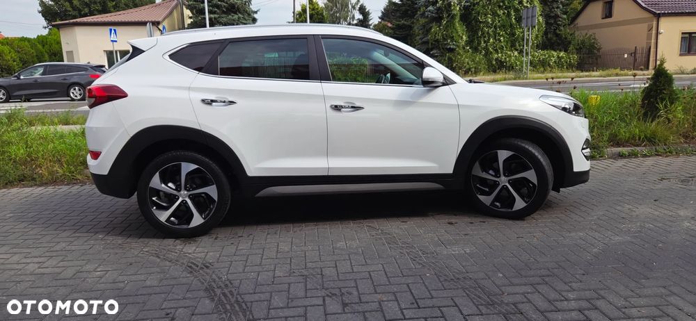 Hyundai Tucson 1.6 GDi 2WD Premium - 17