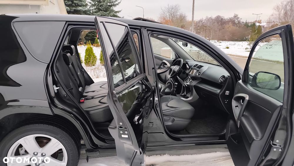 Toyota RAV4 2.2 D-CAT 4x4 Executive - 38