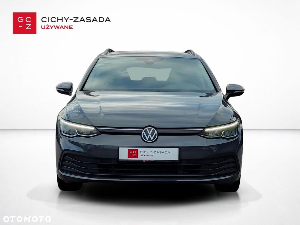 Volkswagen Golf - 8