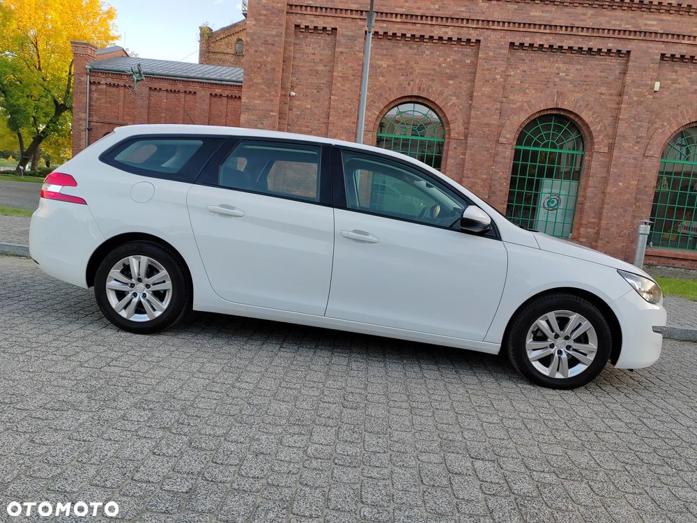 Peugeot 308 1.6 BlueHDi Allure S&S - 2