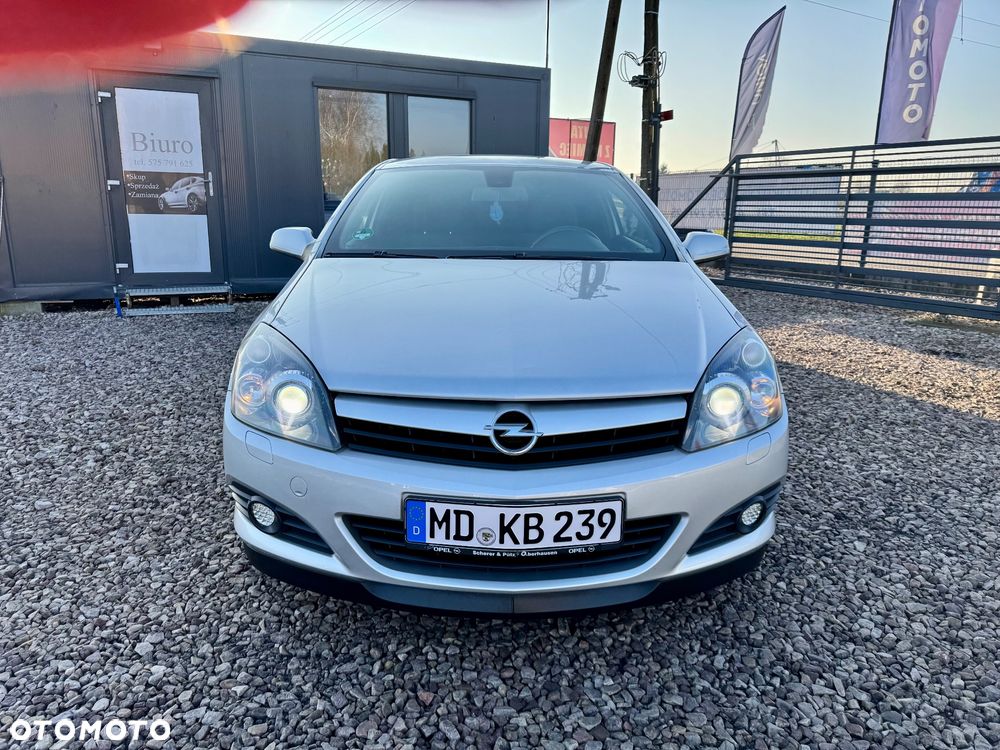Opel Astra 2.0 Turbo Sport - 25