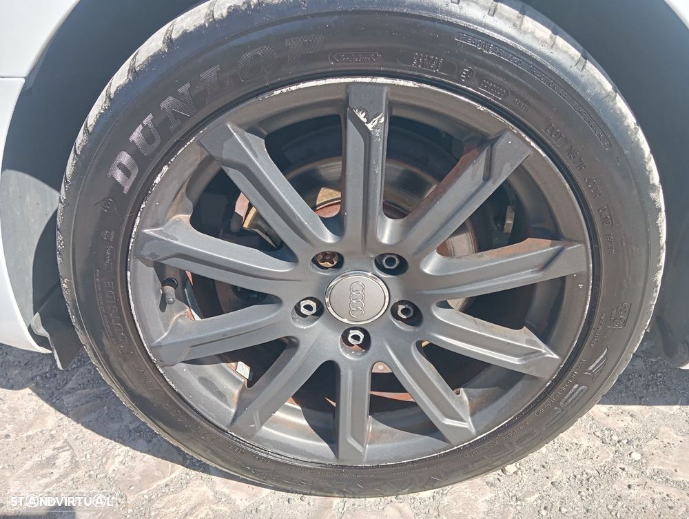 Audi A3 1.6 TDI Attraction - 5